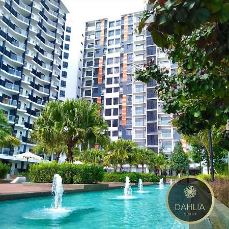 Spectacular High Floor Sea View And Pool View Residences Kuantan Exterior photo