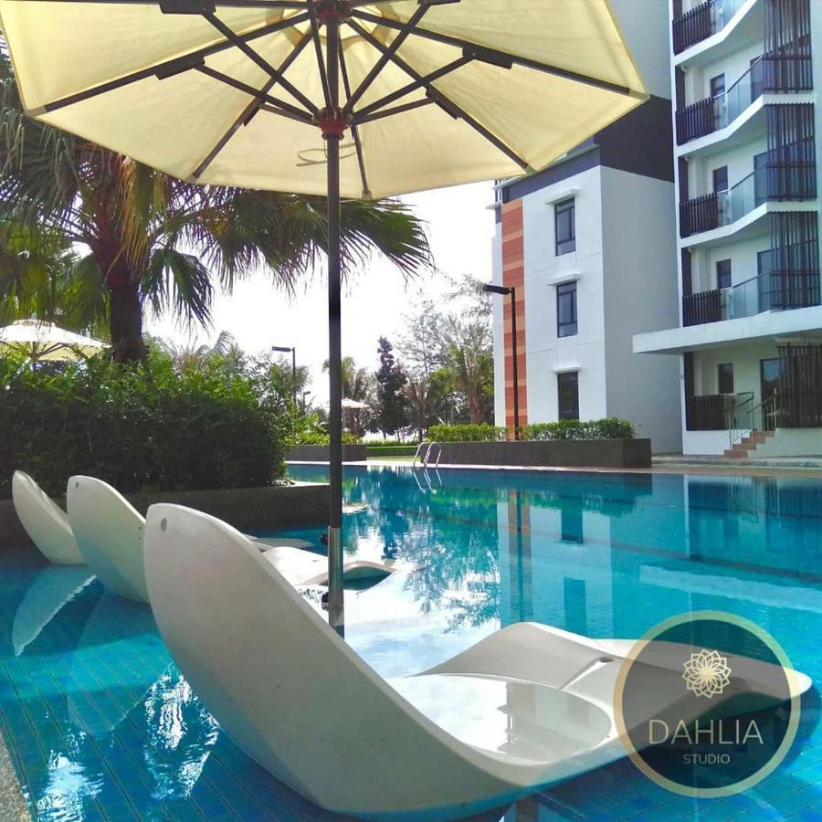 Spectacular High Floor Sea View And Pool View Residences Kuantan Exterior photo